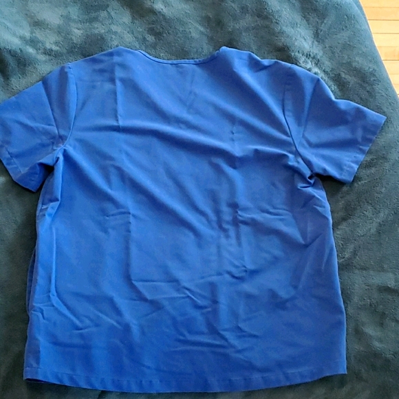Figs Chisec Scrub Top - Picture 2 of 2